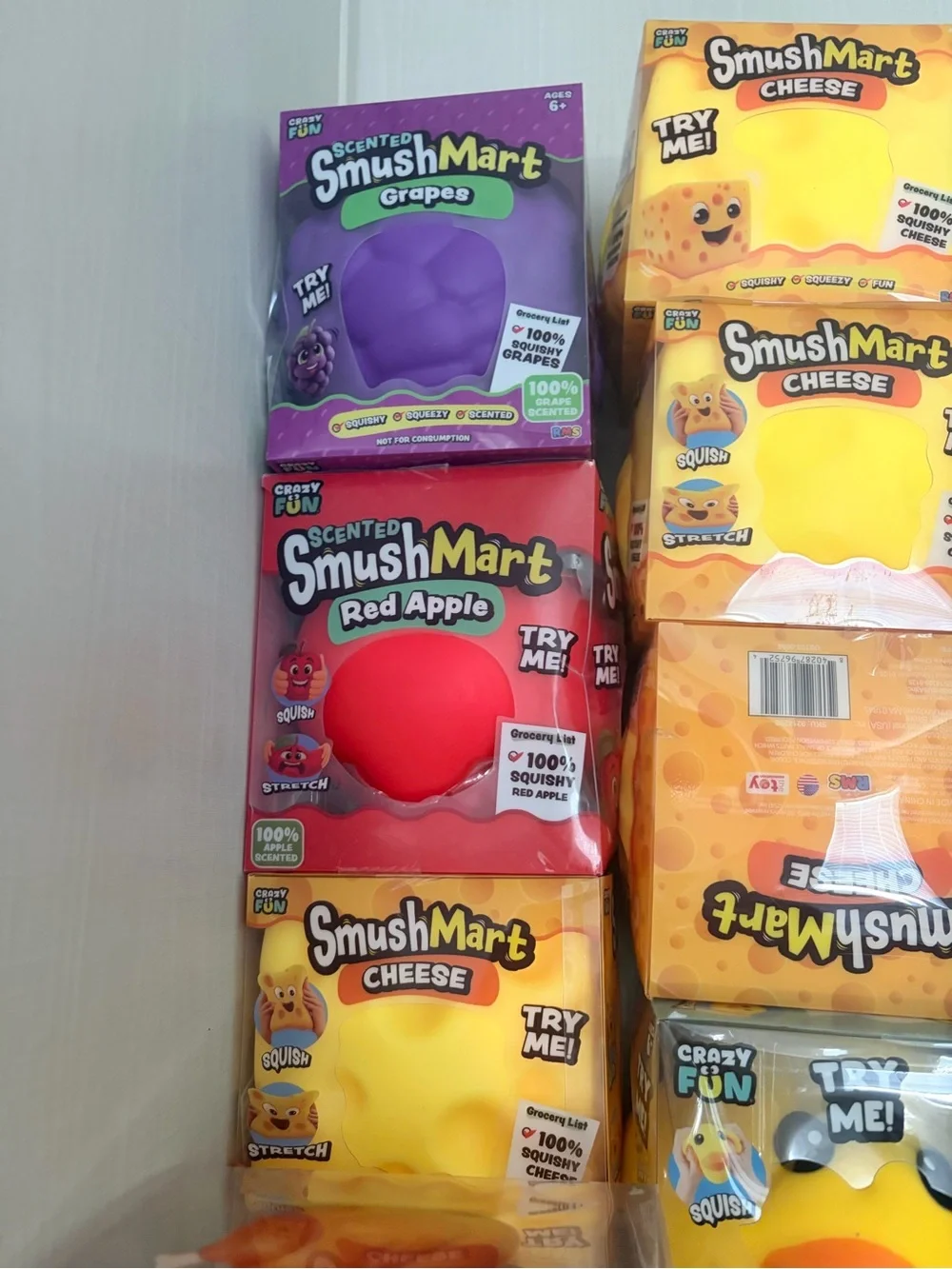 Jumbo squishy : pick one